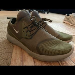 Nike Men’s Army Green Casual or Training Shoe